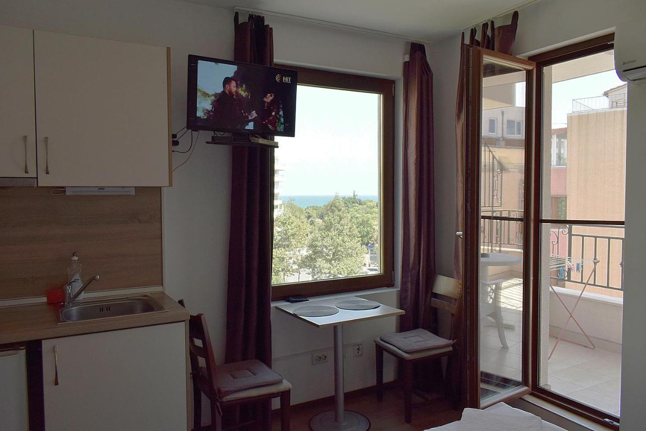Flora Beach Apartaments Burgas Stad Buitenkant foto